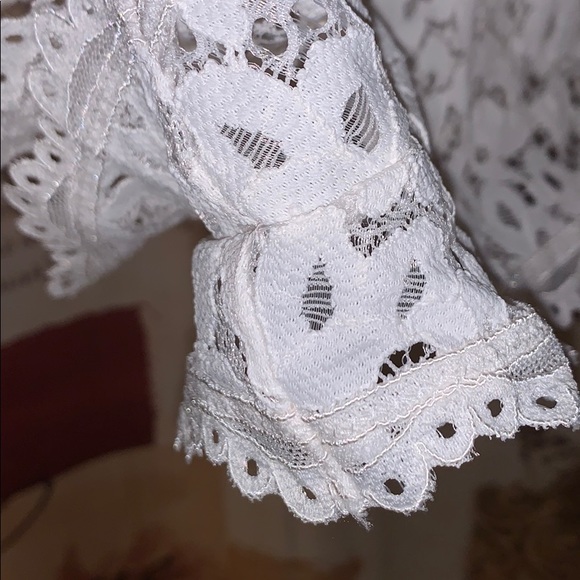 Victoria’s Secret Sz Small White Lace Romper VNTG - Picture 2 of 6